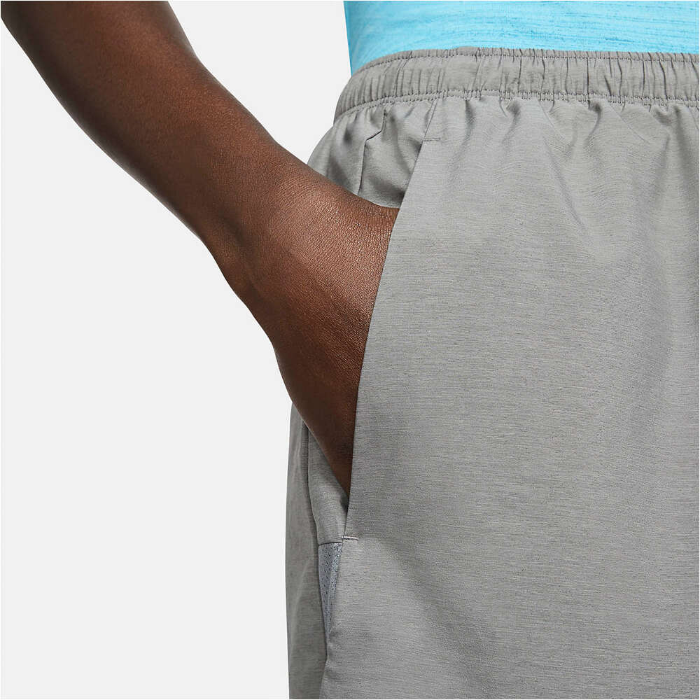 Nike pantaloneta técnica hombre Nike M NK DF CHALLENGER SHORT 72IN1 03 Nike pantaloneta técnica hombre Nike M NK DF CHALLENGER SHORT 72IN1 03