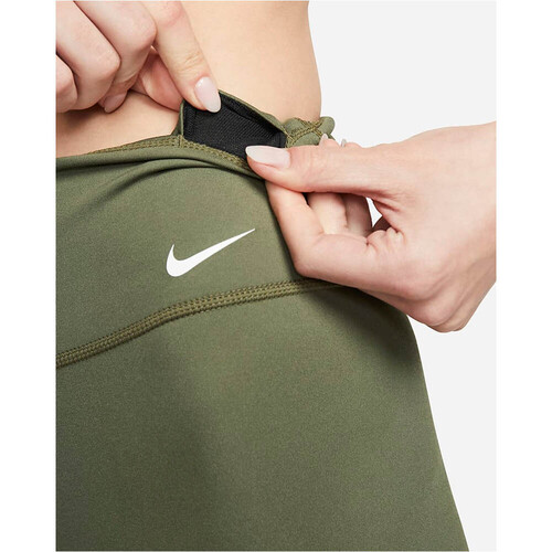 NIKE W NK ONE DF MR 7IN SHRT verde