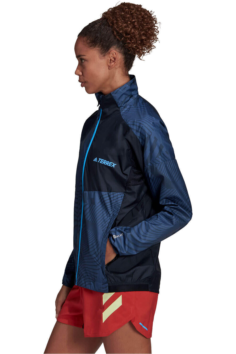 adidas CHAQUETA TRAIL RUNNING MUJER Adidas TRAIL WIND J W vista detalle adidas CHAQUETA TRAIL RUNNING MUJER Adidas TRAIL WIND J W vista detalle