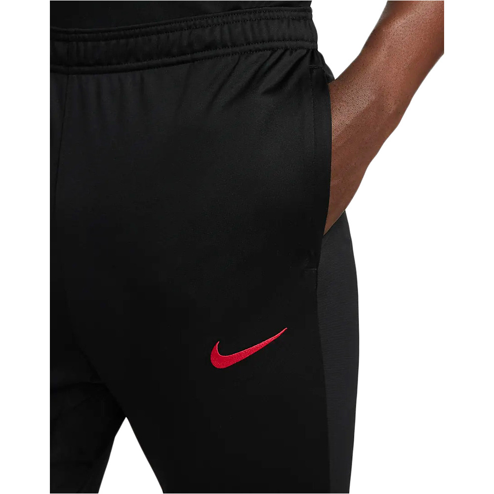 Nike pantalones largos futbol Nike LIVERPOOL 23 M NK DF STRK TRK PANT KP vista detalle Nike pantalones largos futbol Nike LIVERPOOL 23 M NK DF STRK TRK PANT KP vista detalle