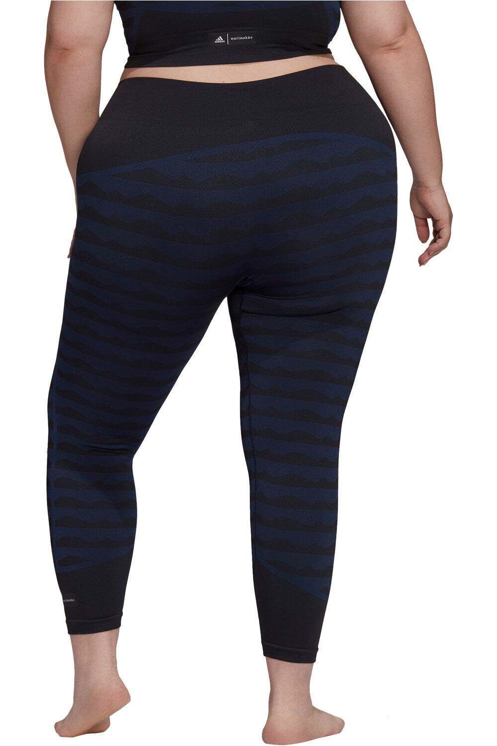 adidas pantalones y mallas largas fitness mujer Adidas MMK AKNIT T IN vista trasera adidas pantalones y mallas largas fitness mujer Adidas MMK AKNIT T IN vista trasera