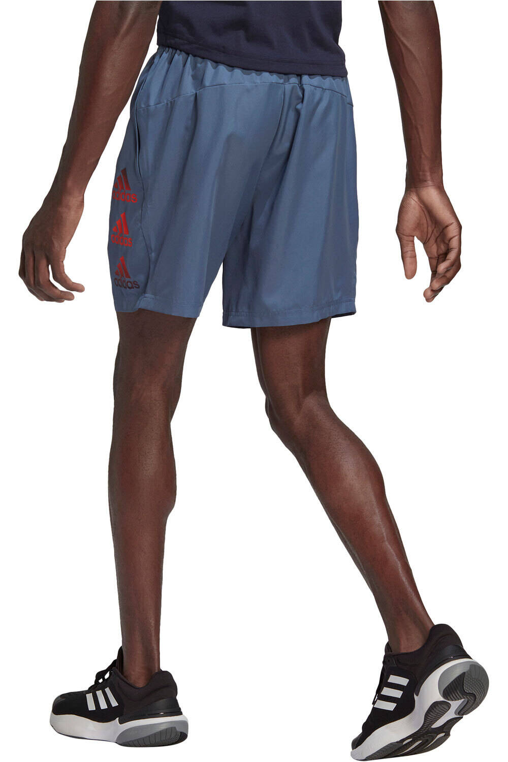 adidas pantalón corto fitness hombre Adidas D2M LOGO SHORT vista trasera adidas pantalón corto fitness hombre Adidas D2M LOGO SHORT vista trasera