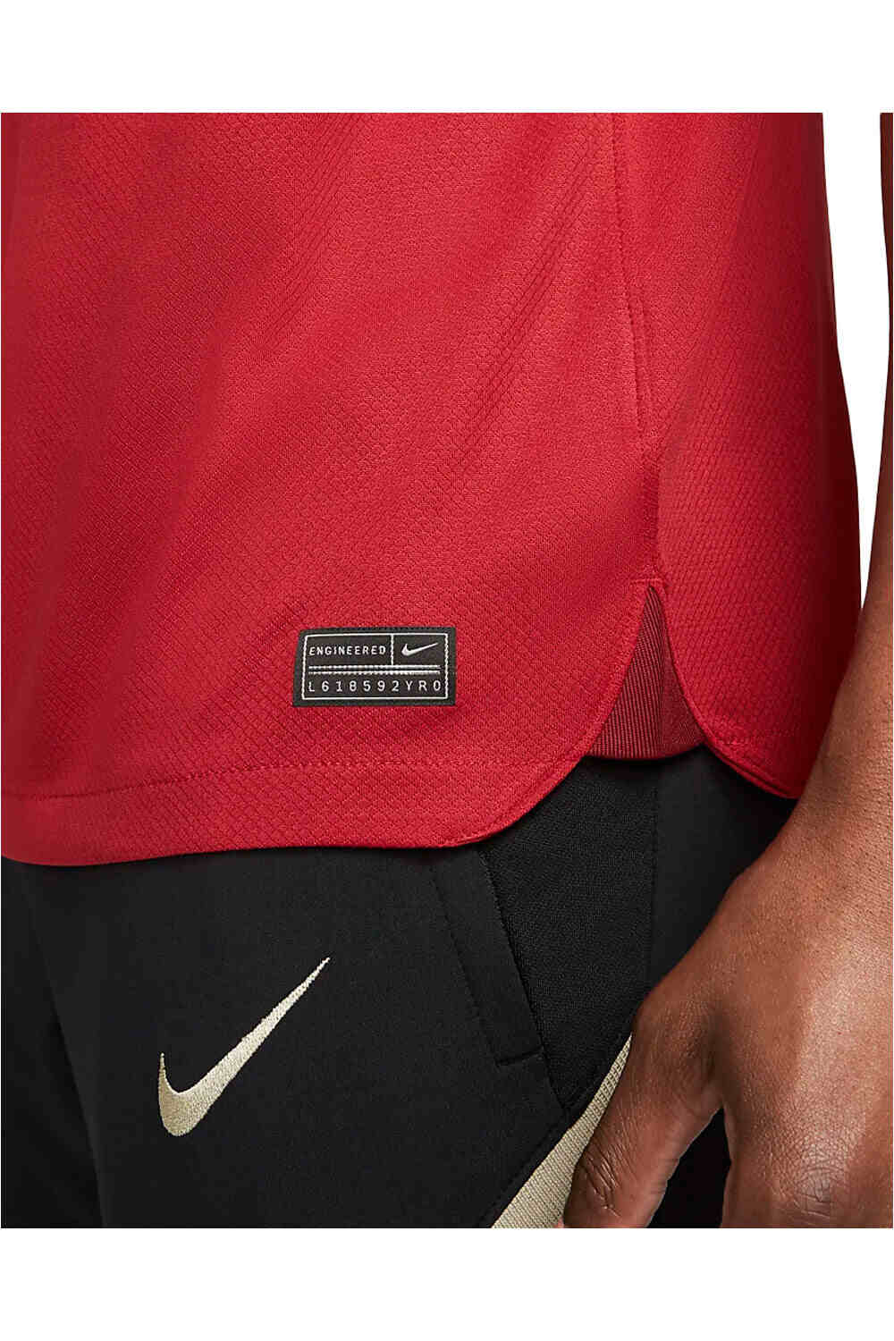 Nike camiseta de fútbol oficiales Nike LIVERPOOL 23 M NK DF STAD JSY SS HM 04 Nike camiseta de fútbol oficiales Nike LIVERPOOL 23 M NK DF STAD JSY SS HM 04