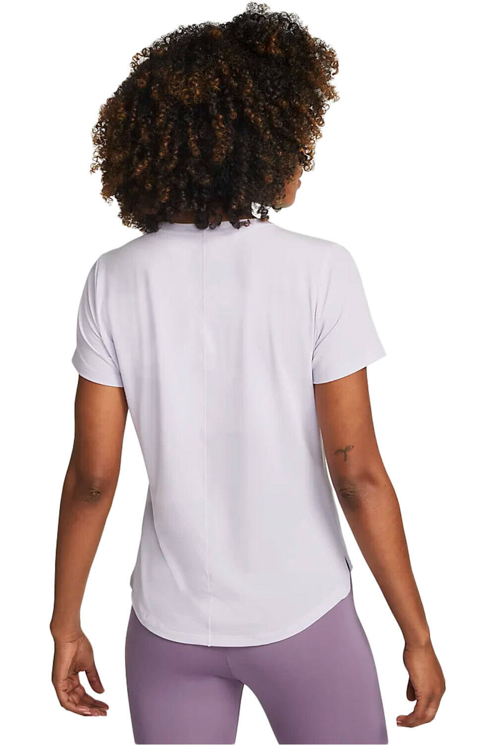 Nike camisetas fitness mujer Nike W NK ONE LUXE DF SS STD TOP vista trasera Nike camisetas fitness mujer Nike W NK ONE LUXE DF SS STD TOP vista trasera