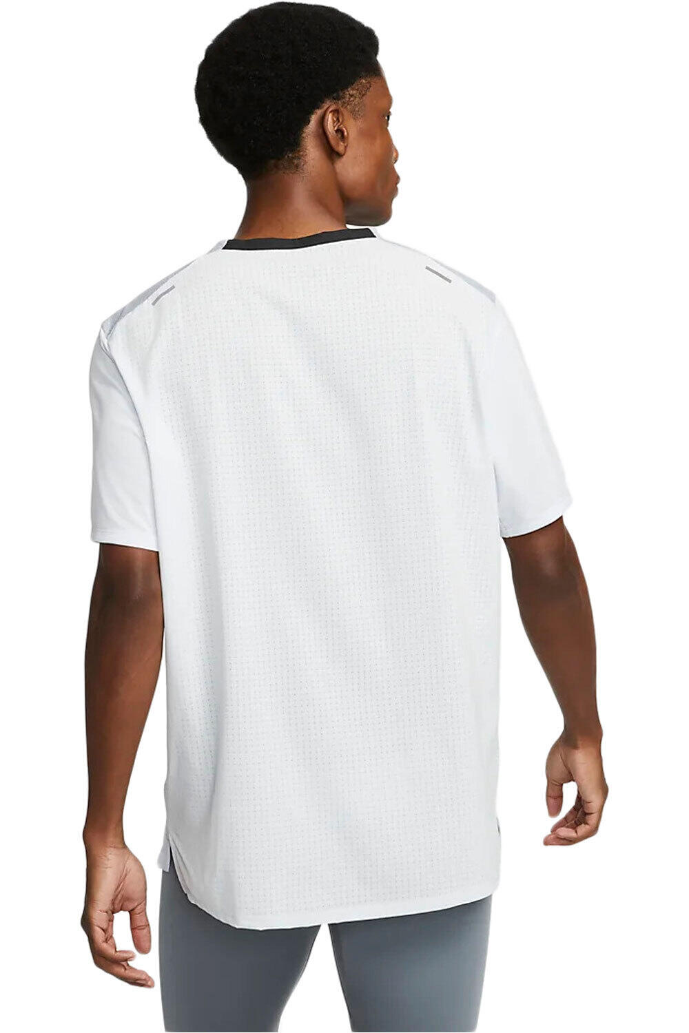 Nike camiseta técnica manga corta hombre Nike M NK DF TRAIL RISE 365 SS vista trasera Nike camiseta técnica manga corta hombre Nike M NK DF TRAIL RISE 365 SS vista trasera