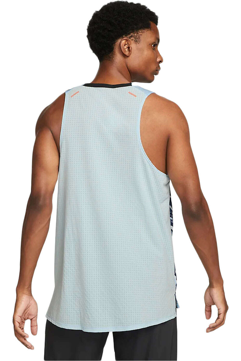Nike camiseta entrenamiento sin mangas hombre Nike M NK DF TRAIL RISE 365 PR TANK vista trasera Nike camiseta entrenamiento sin mangas hombre Nike M NK DF TRAIL RISE 365 PR TANK vista trasera
