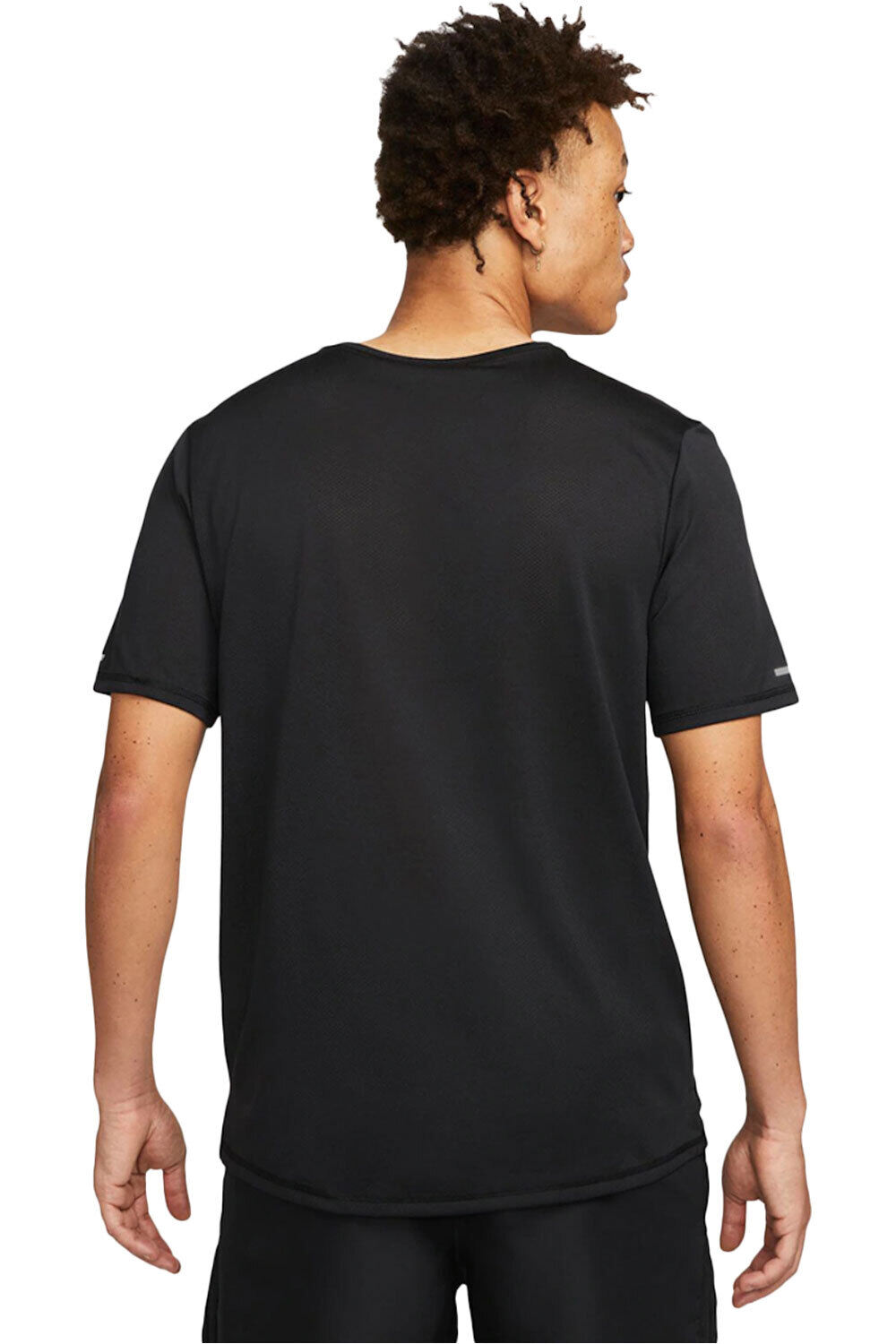 Nike camiseta técnica manga corta hombre Nike M NK DF MILER SS DYE vista trasera Nike camiseta técnica manga corta hombre Nike M NK DF MILER SS DYE vista trasera