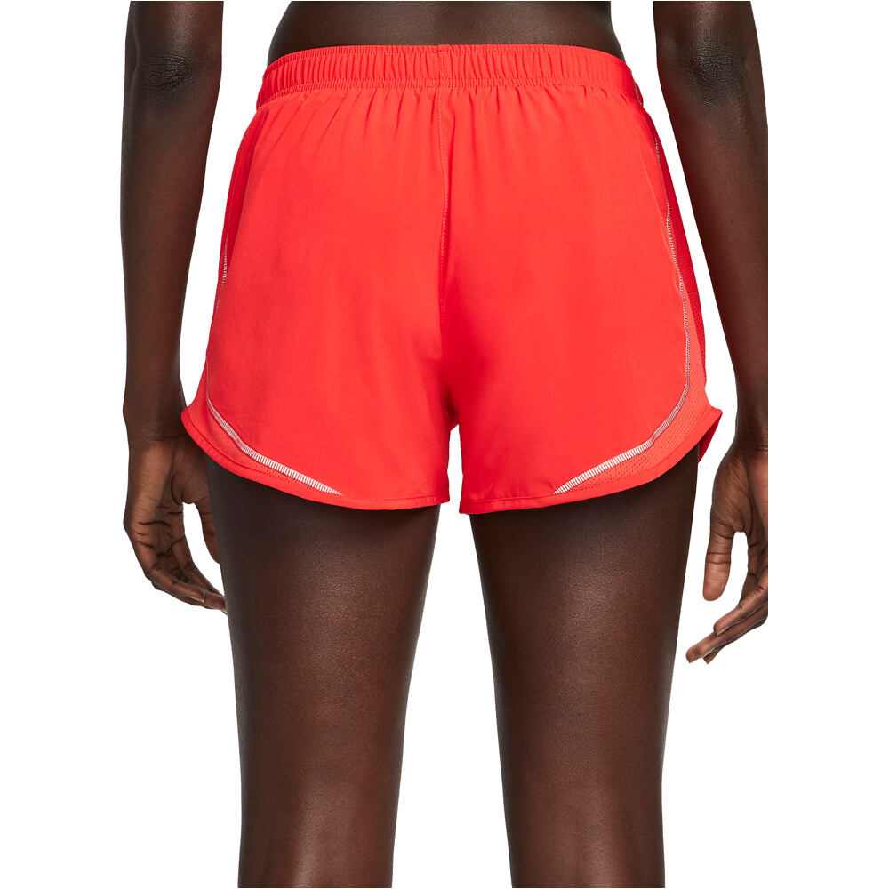 Nike pantalón running mujer Nike W NK DF RUN DVN TEMPO LX SHORT vista trasera Nike pantalón running mujer Nike W NK DF RUN DVN TEMPO LX SHORT vista trasera