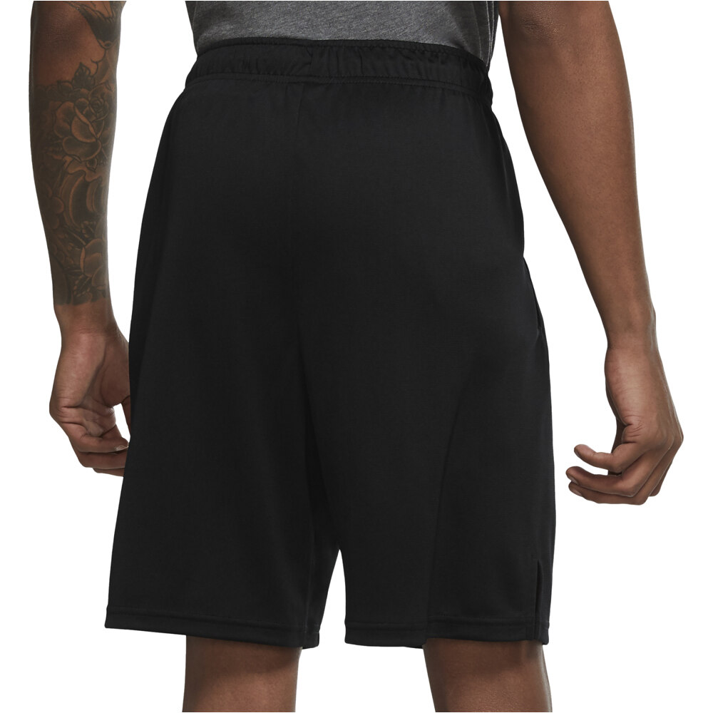 Nike pantalón corto fitness hombre Nike M NK DF KNIT SHORT 6.0 vista trasera Nike pantalón corto fitness hombre Nike M NK DF KNIT SHORT 6.0 vista trasera