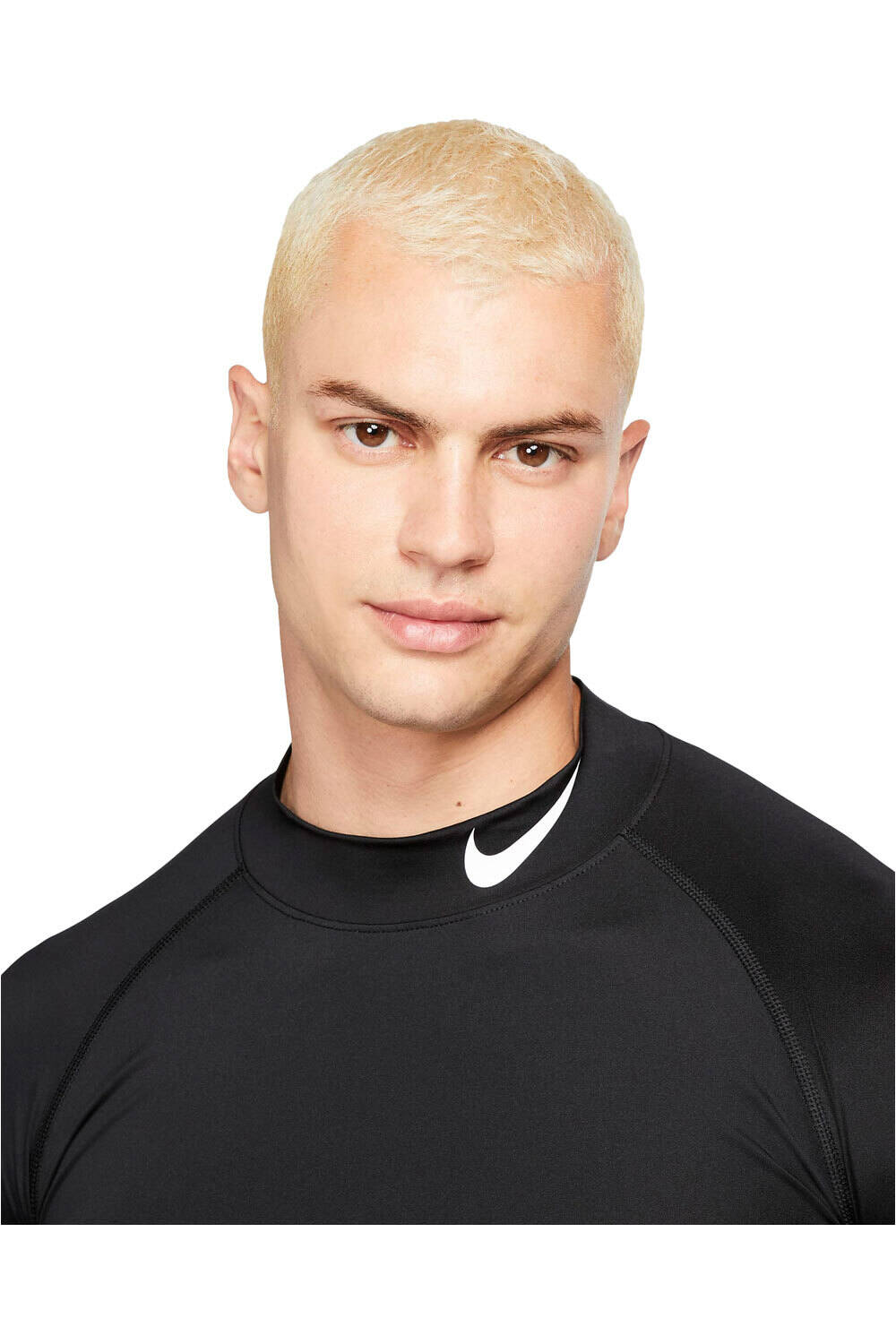 Nike camiseta fitness hombre Nike M NP DF TIGHT LS MOCK vista detalle Nike camiseta fitness hombre Nike M NP DF TIGHT LS MOCK vista detalle