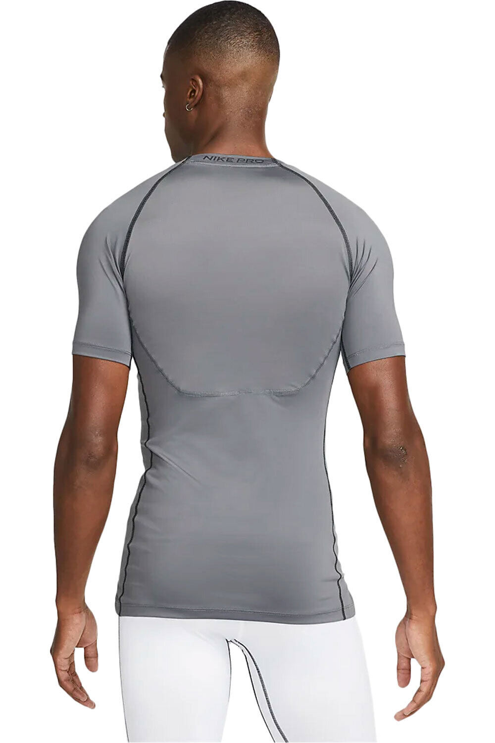 Nike camiseta fitness hombre Nike M NP DF TIGHT TOP SS vista trasera Nike camiseta fitness hombre Nike M NP DF TIGHT TOP SS vista trasera