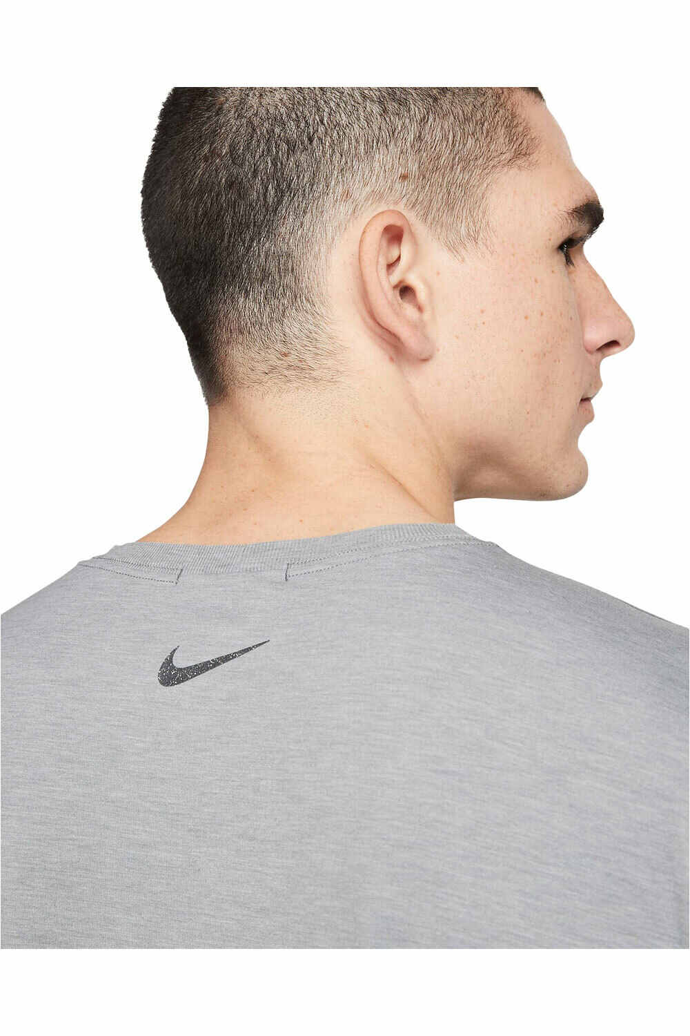 Nike camiseta fitness hombre Nike M NY DF SS TOP 05 Nike camiseta fitness hombre Nike M NY DF SS TOP 05