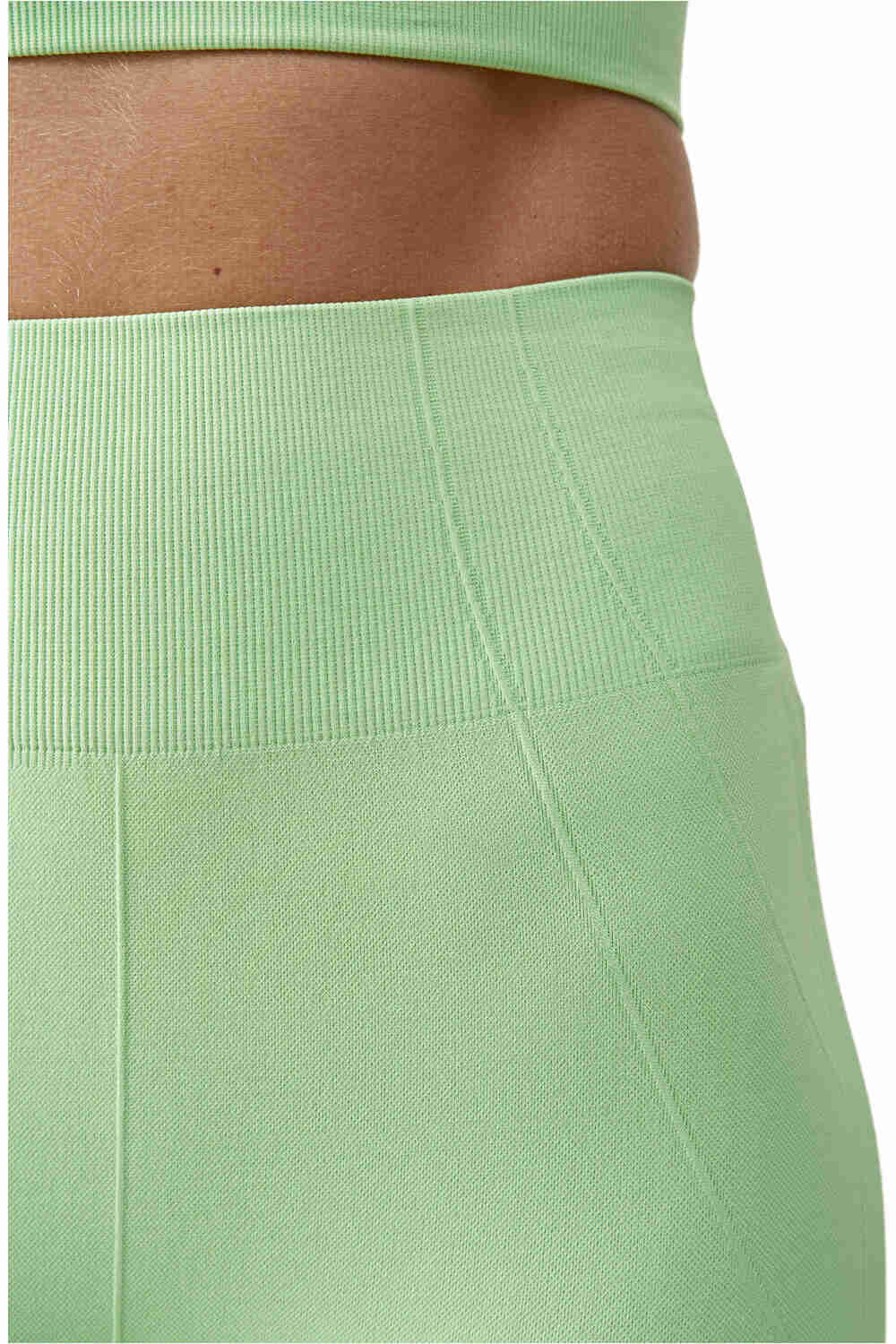 Born Living Yoga pantalones yoga Born Living Yoga Short Urdhva vista detalle Born Living Yoga pantalones yoga Born Living Yoga Short Urdhva vista detalle
