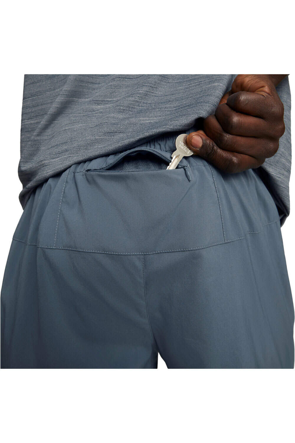Puma pantaloneta técnica hombre Puma RUN 2IN1 5 SHORT M vista trasera Puma pantaloneta técnica hombre Puma RUN 2IN1 5 SHORT M vista trasera