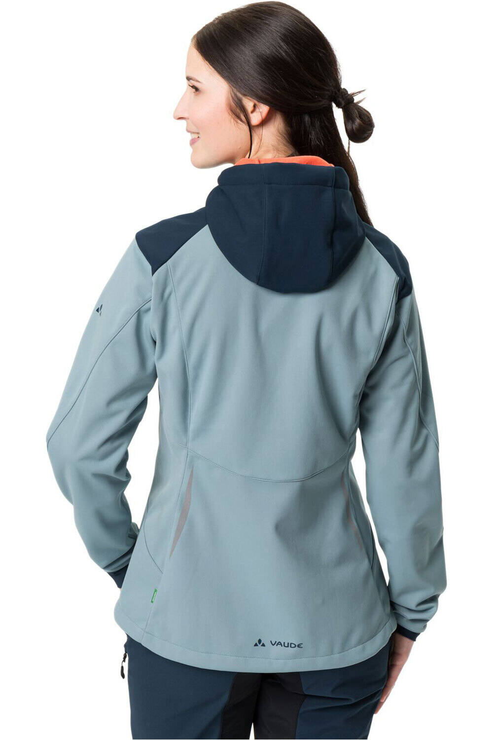 Vaude cortavientos ciclismo mujer Vaude Women's Qimsa Softshell Jacket vista trasera Vaude cortavientos ciclismo mujer Vaude Women's Qimsa Softshell Jacket vista trasera