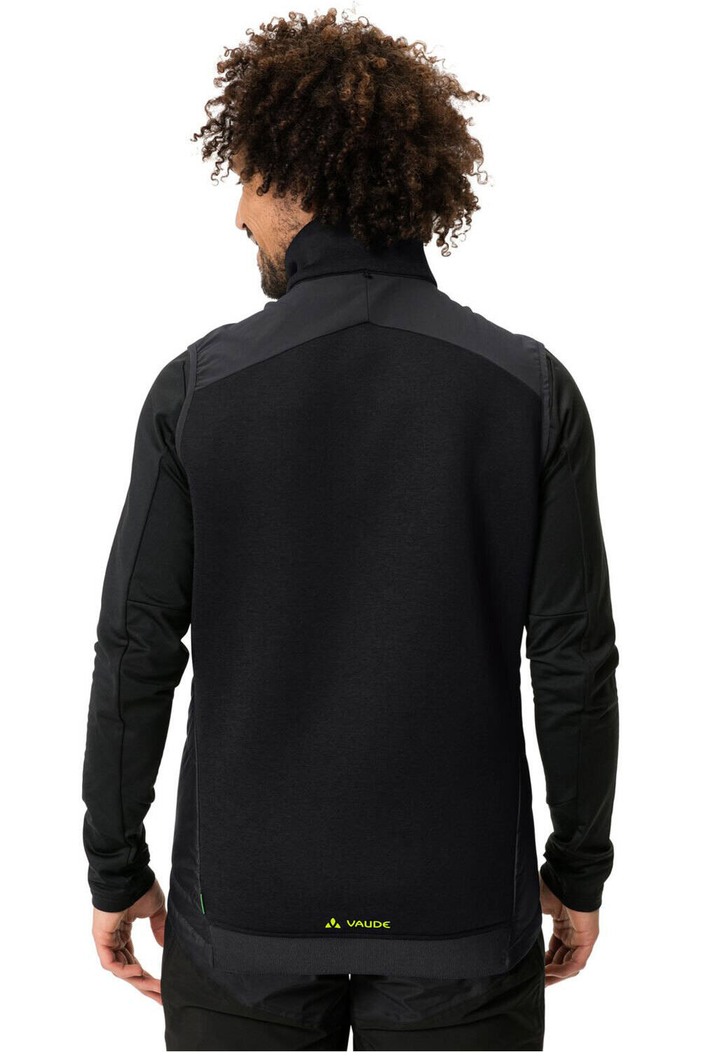 Vaude cortavientos ciclismo hombre Vaude Men's All Year Moab 3in1 Rain Jacket vista trasera Vaude cortavientos ciclismo hombre Vaude Men's All Year Moab 3in1 Rain Jacket vista trasera